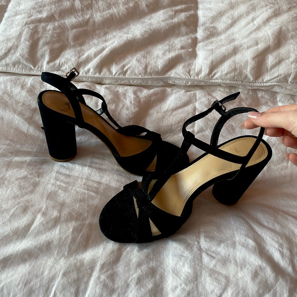 Gianni Bini black shoes